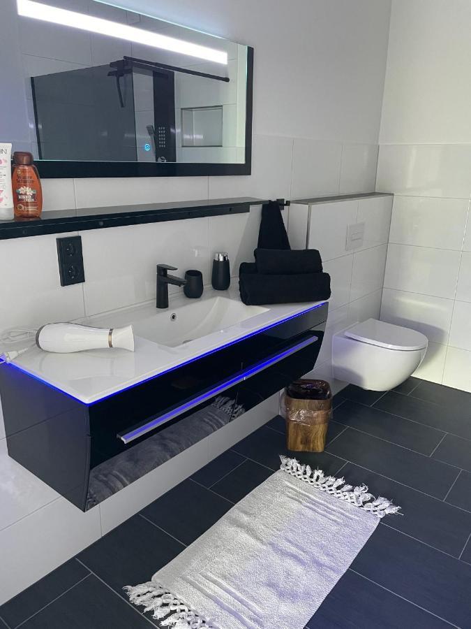 Apartments Saaldorf-Ferienhaus Mit 6 Apartments 45Qm-120Qm Direkt Am Thueringer Meer-Bleilochtalsperre 巴特洛本施泰因 外观 照片