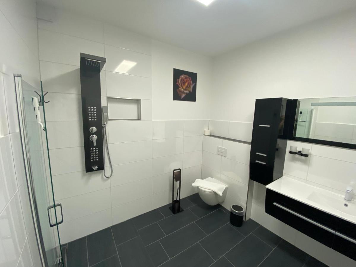 Apartments Saaldorf-Ferienhaus Mit 6 Apartments 45Qm-120Qm Direkt Am Thueringer Meer-Bleilochtalsperre 巴特洛本施泰因 外观 照片